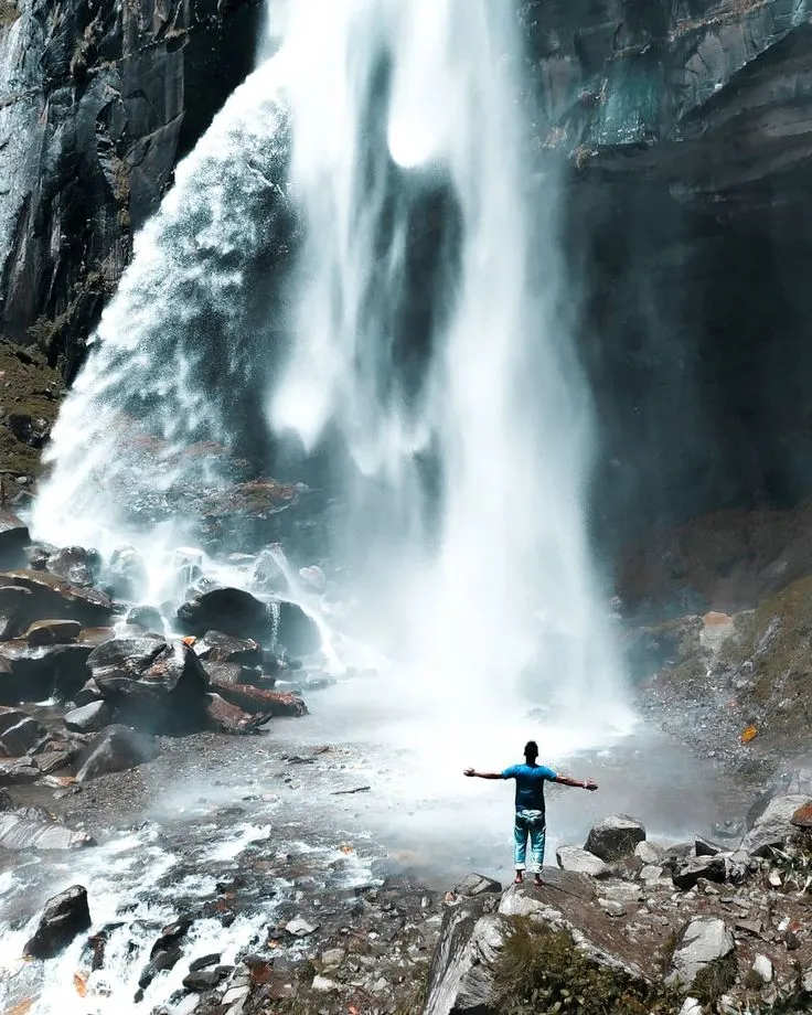 Jogini Waterfalls Manali